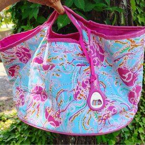 LILLY PULITZER JELLYFISH INSULATED COOLER TOTE EITH BOTTLE OPENER